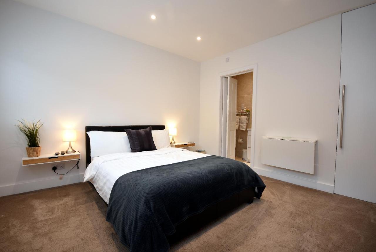Apple Tree Place Bed & Breakfast